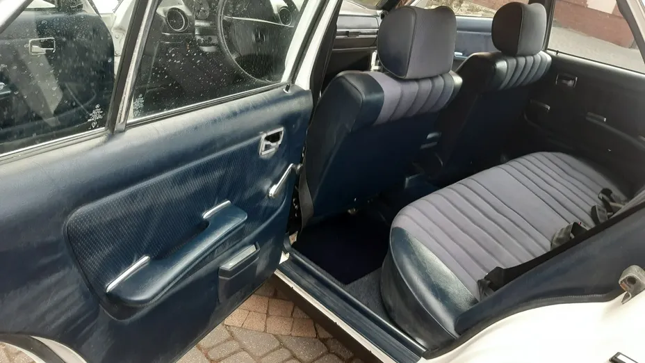 MERCEDES-BENZ 123 -