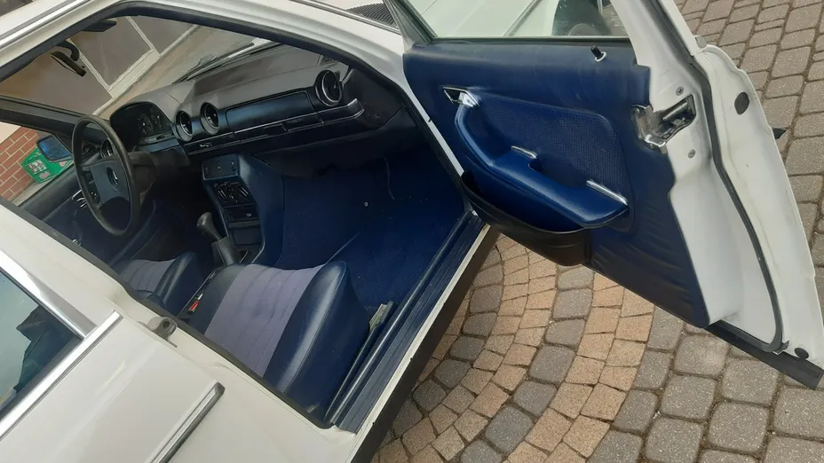 MERCEDES-BENZ 123 -