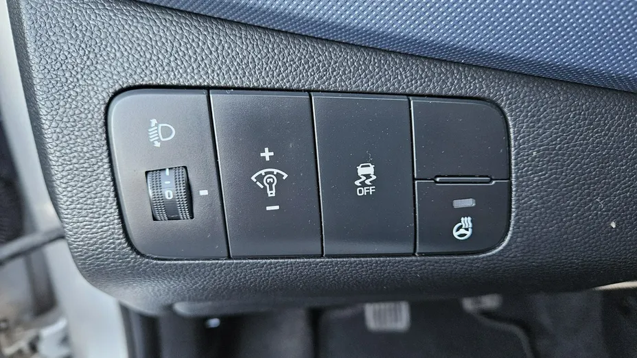 HYUNDAI i10 -