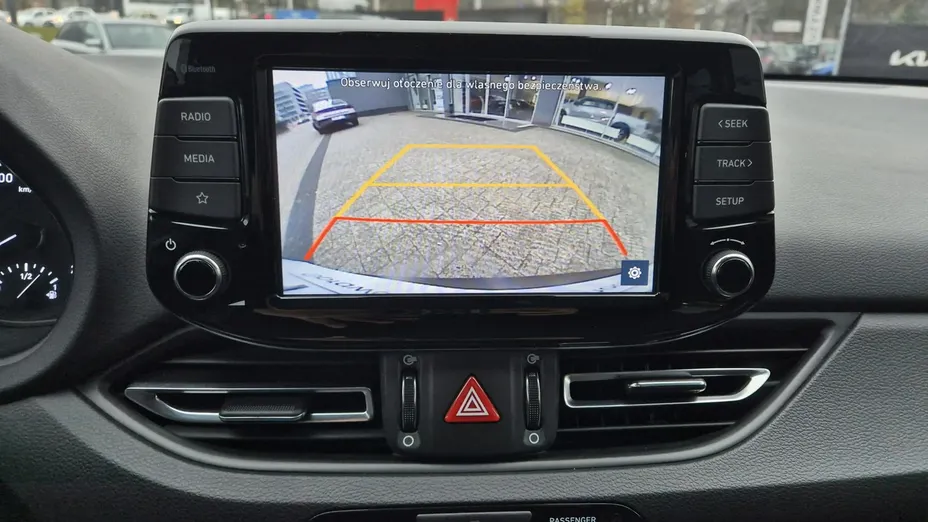 HYUNDAI i30 -
