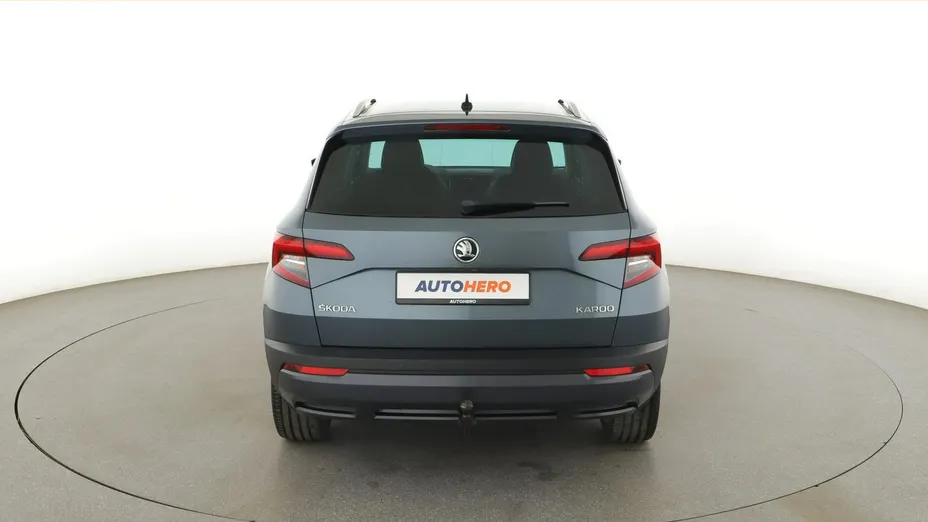 SKODA Karoq -