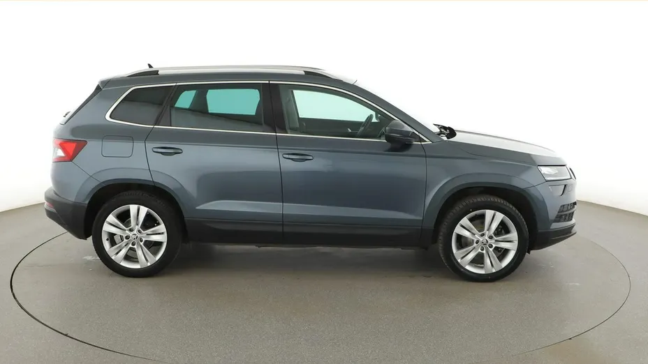 SKODA Karoq -