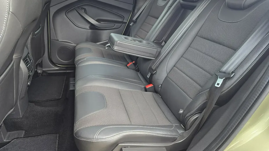 FORD Kuga -