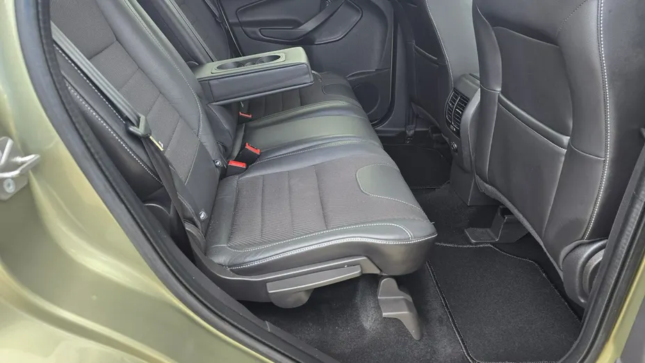 FORD Kuga -