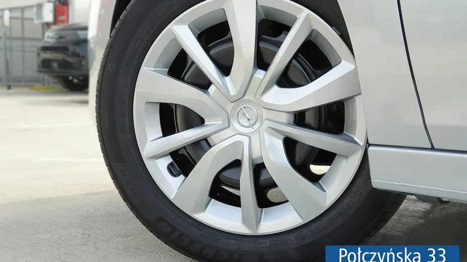 OPEL Corsa -