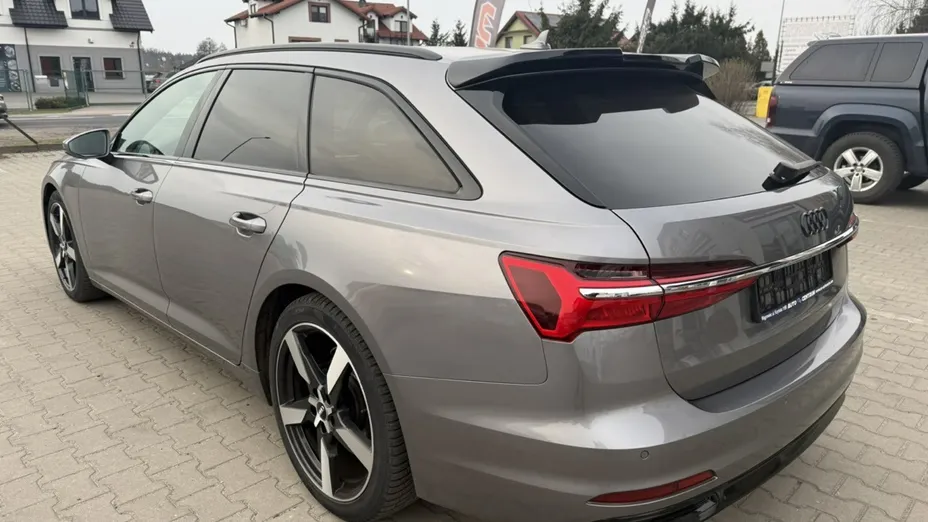 AUDI A6 Avant -