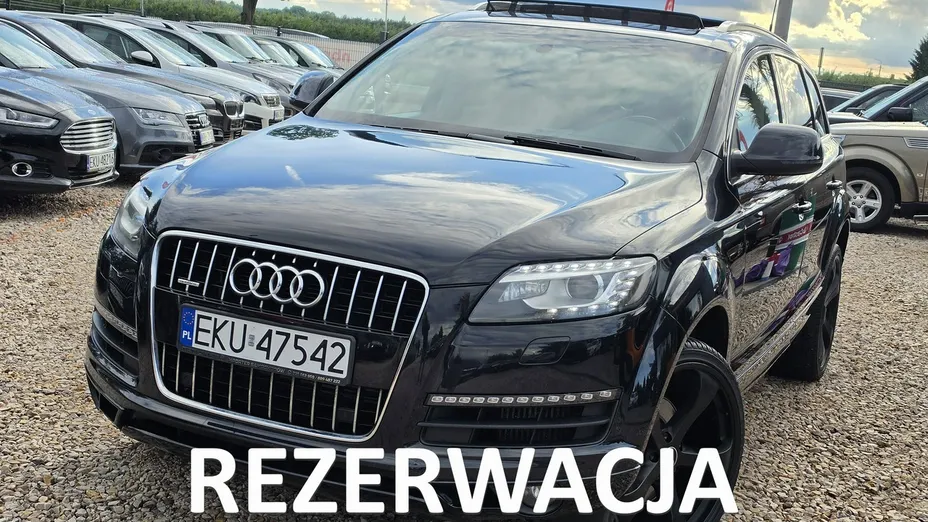 AUDI Q7 -