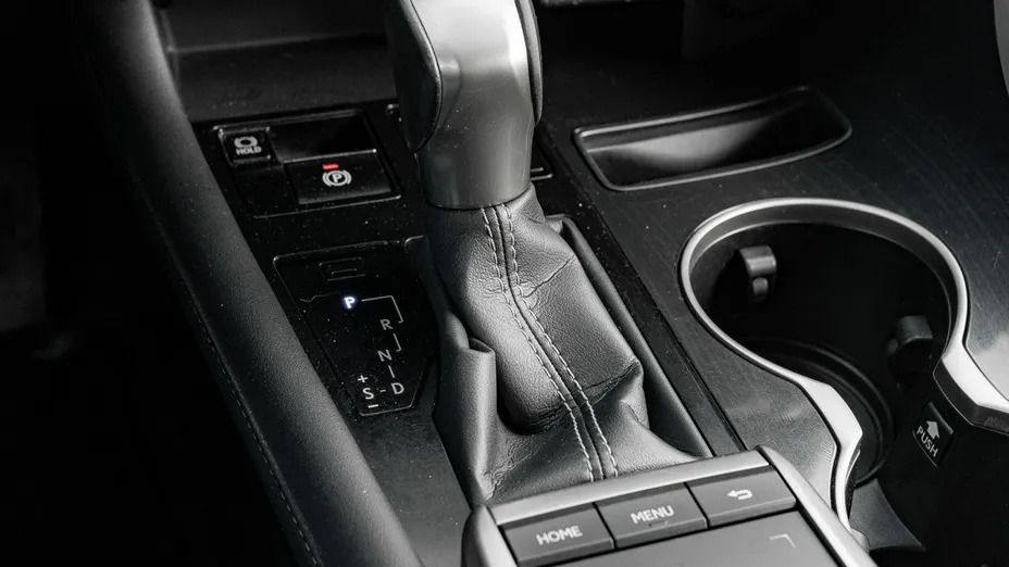 LEXUS RX -