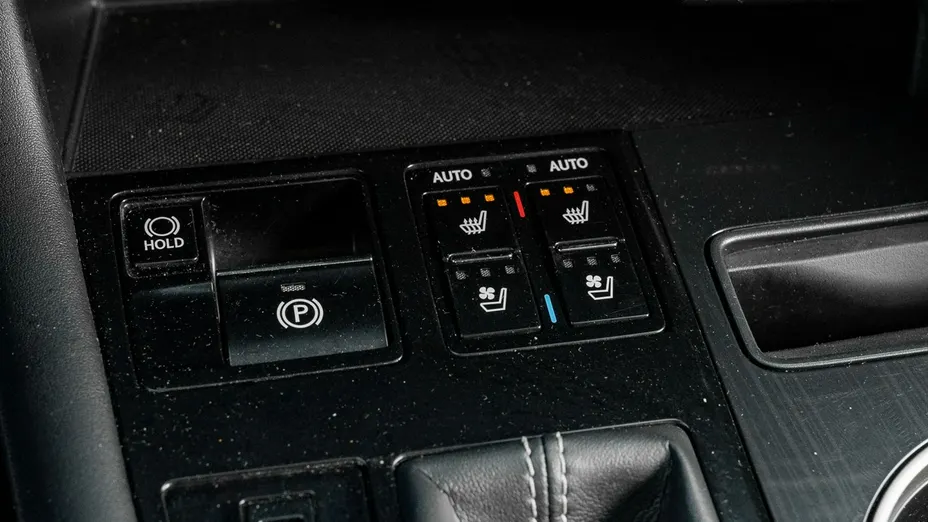 LEXUS RX -