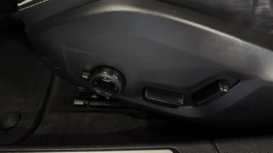 VOLVO V60 V60 B3 B R-Design aut