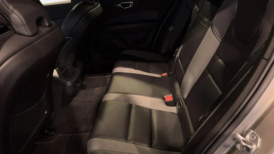 VOLVO V60 V60 B3 B R-Design aut