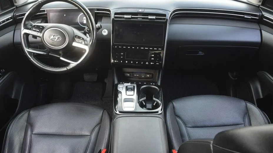 HYUNDAI Tucson -
