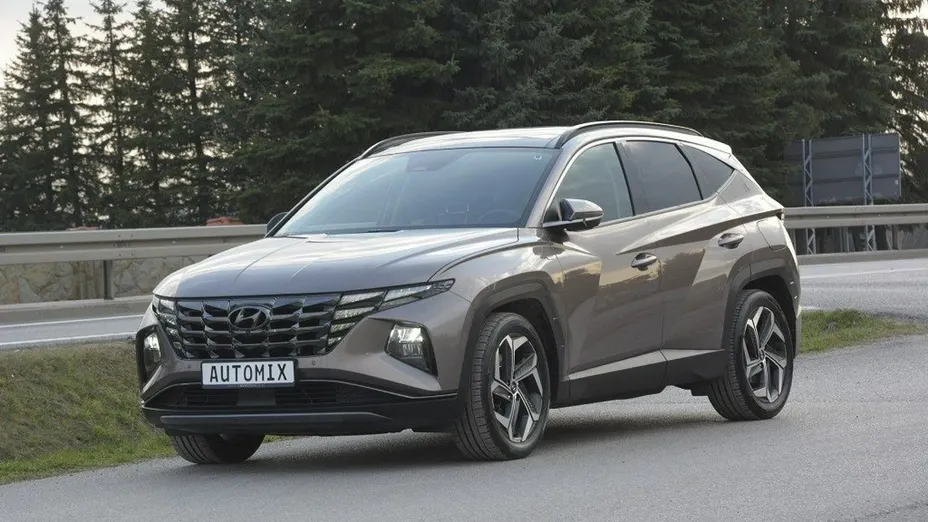 HYUNDAI Tucson -