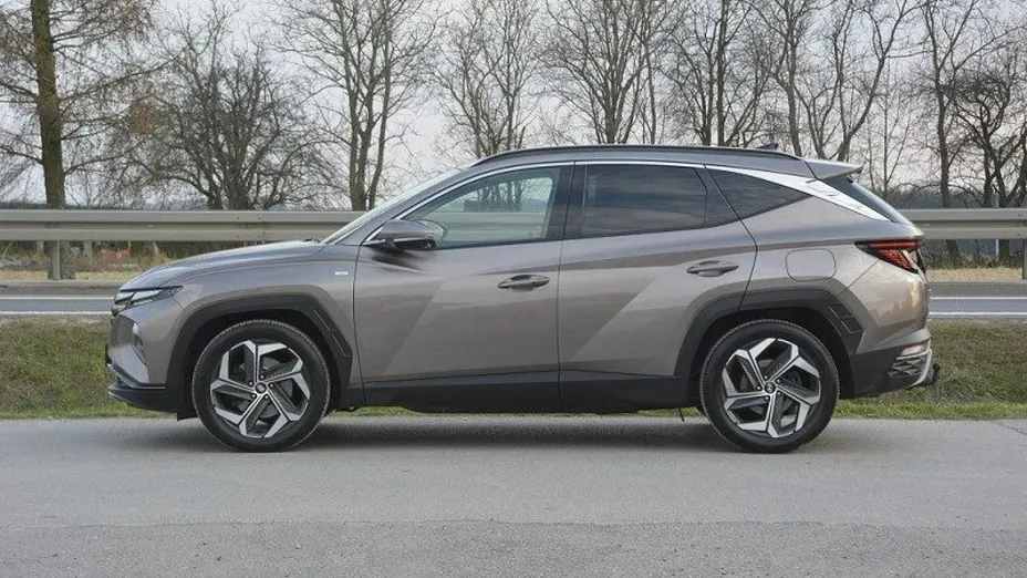 HYUNDAI Tucson -