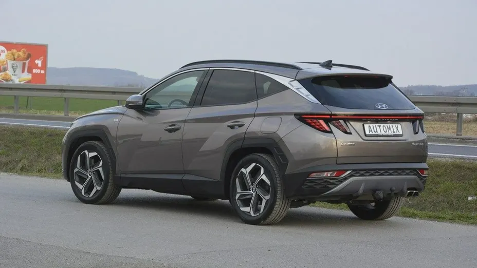 HYUNDAI Tucson -