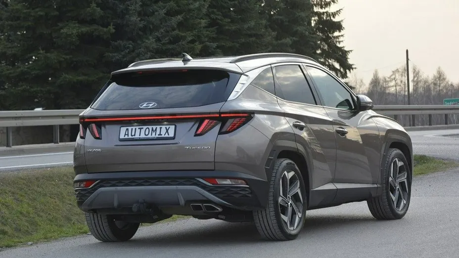 HYUNDAI Tucson -