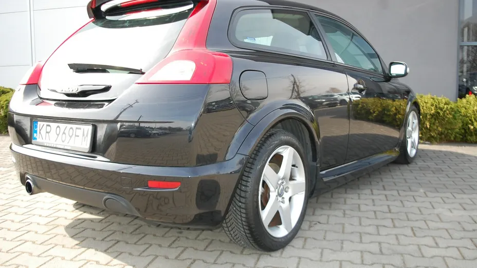 VOLVO C30 -