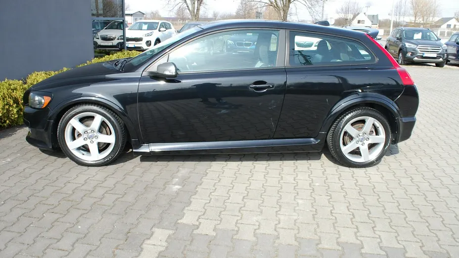 VOLVO C30 -