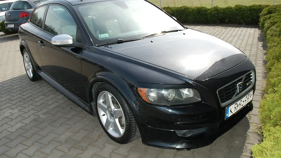 VOLVO C30 -