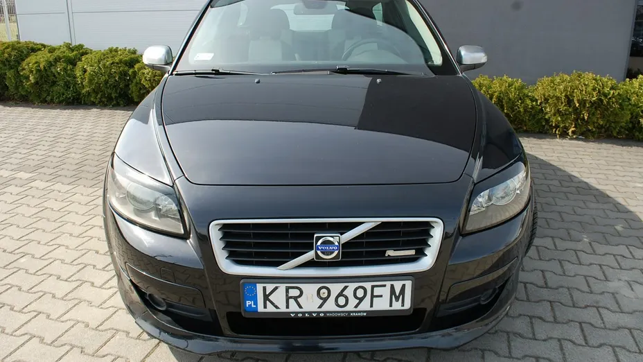 VOLVO C30 -