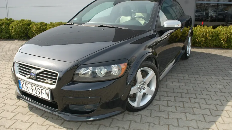 VOLVO C30 -