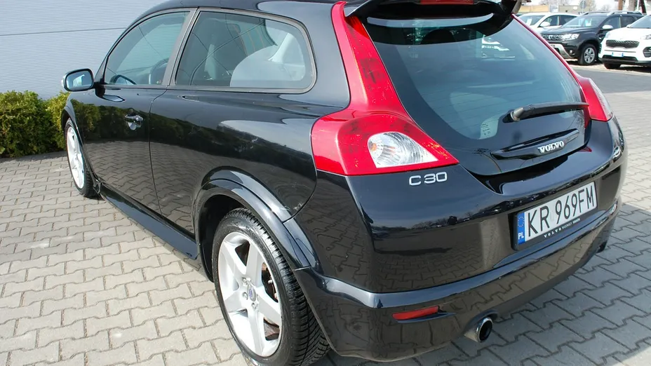 VOLVO C30 -
