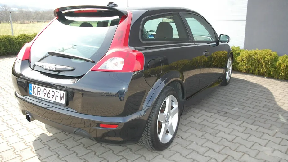 VOLVO C30 -