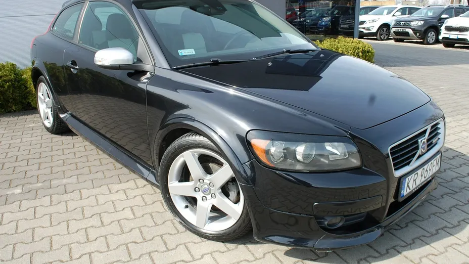 VOLVO C30 -