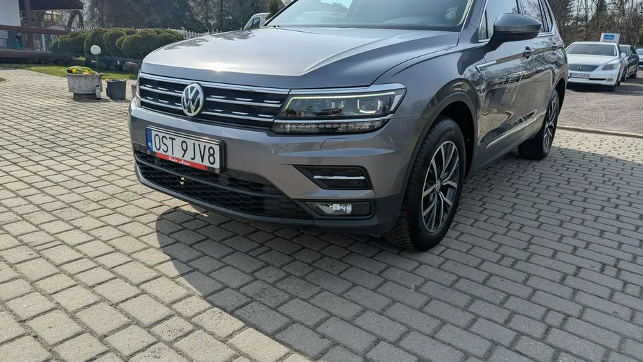 VOLKSWAGEN Tiguan Allspace -