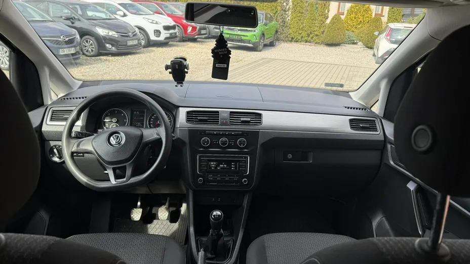 VOLKSWAGEN Caddy -