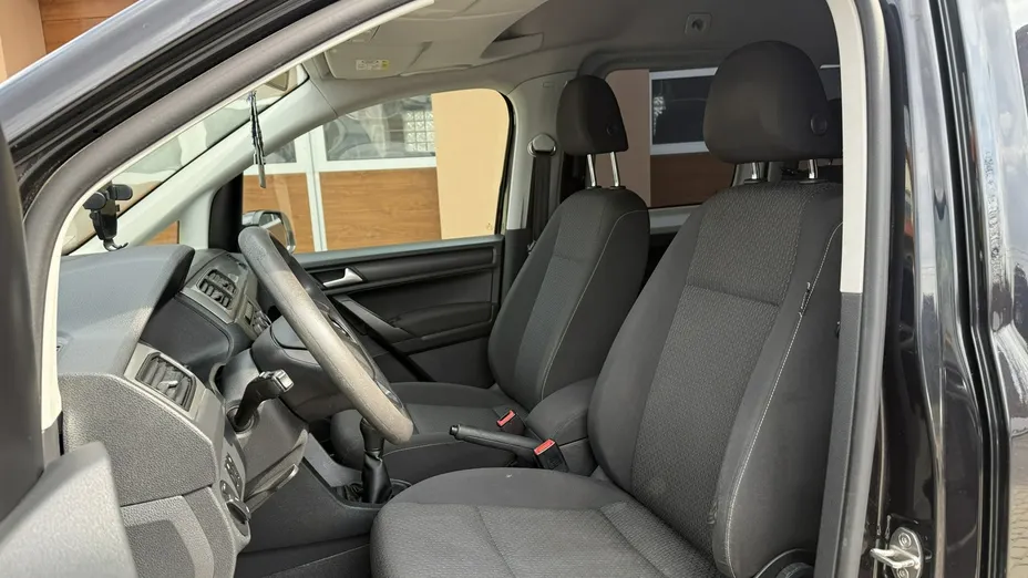 VOLKSWAGEN Caddy -