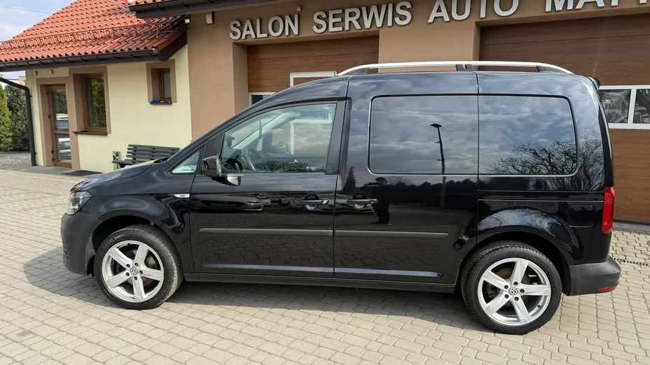 VOLKSWAGEN Caddy -