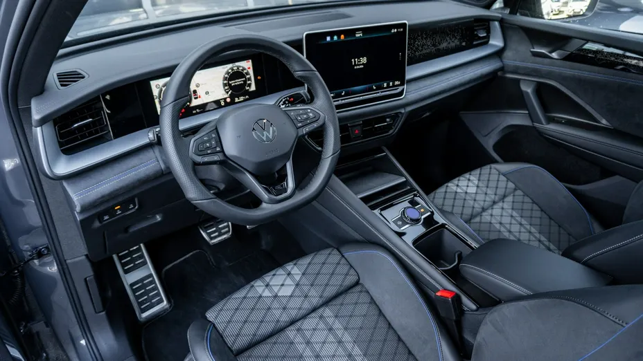 VOLKSWAGEN Tayron -