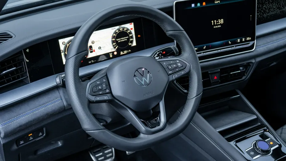 VOLKSWAGEN Tayron -