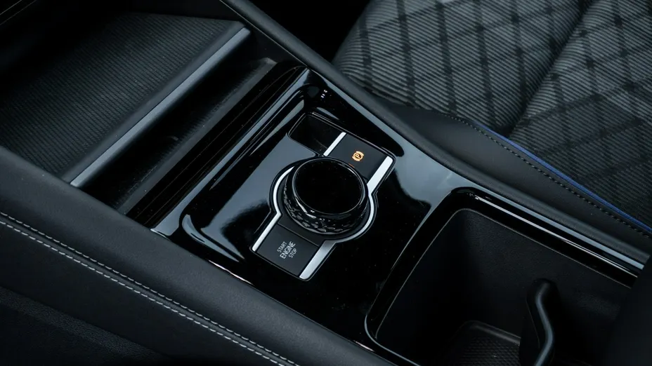VOLKSWAGEN Tayron -