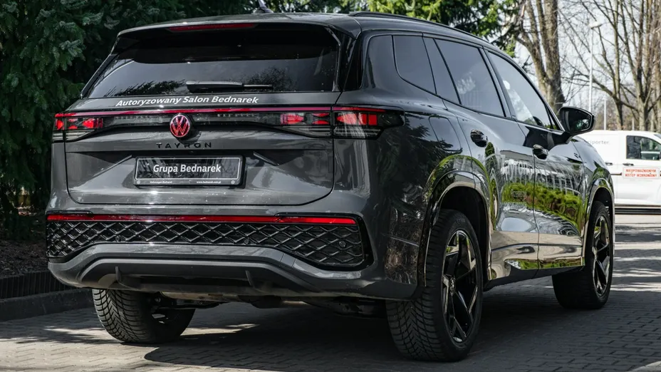 VOLKSWAGEN Tayron -