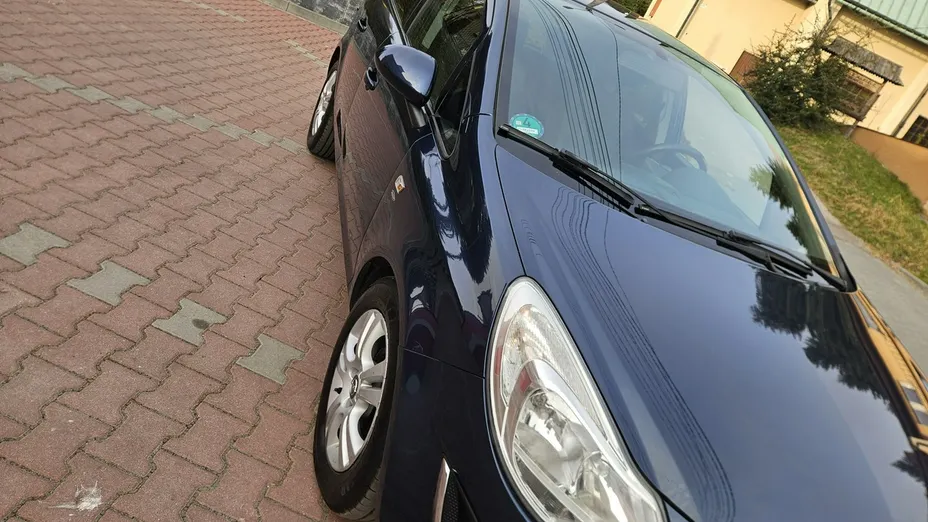 OPEL Corsa -