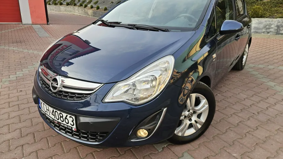 OPEL Corsa -