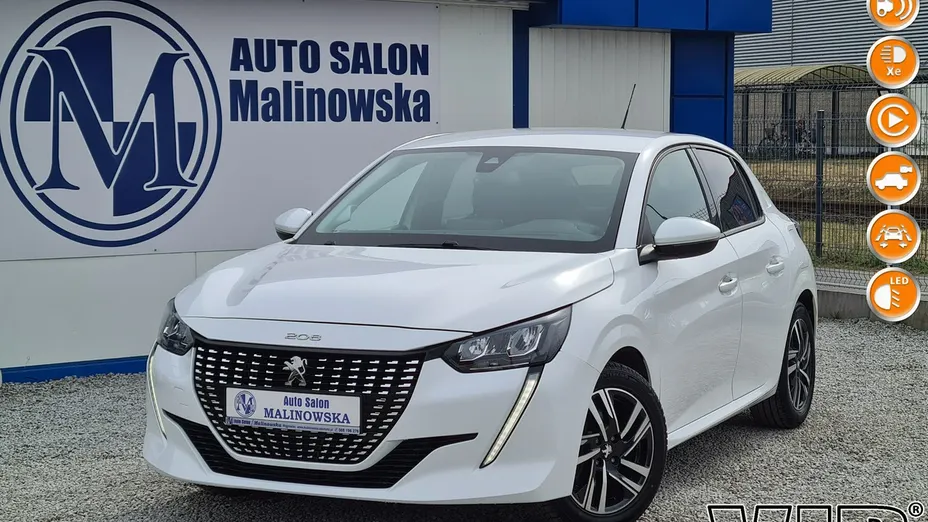PEUGEOT 208 -