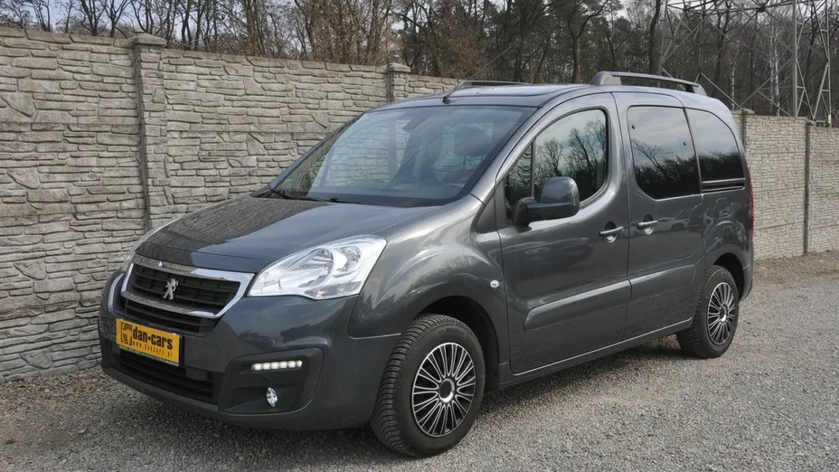PEUGEOT Partner -