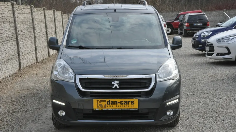 PEUGEOT Partner -