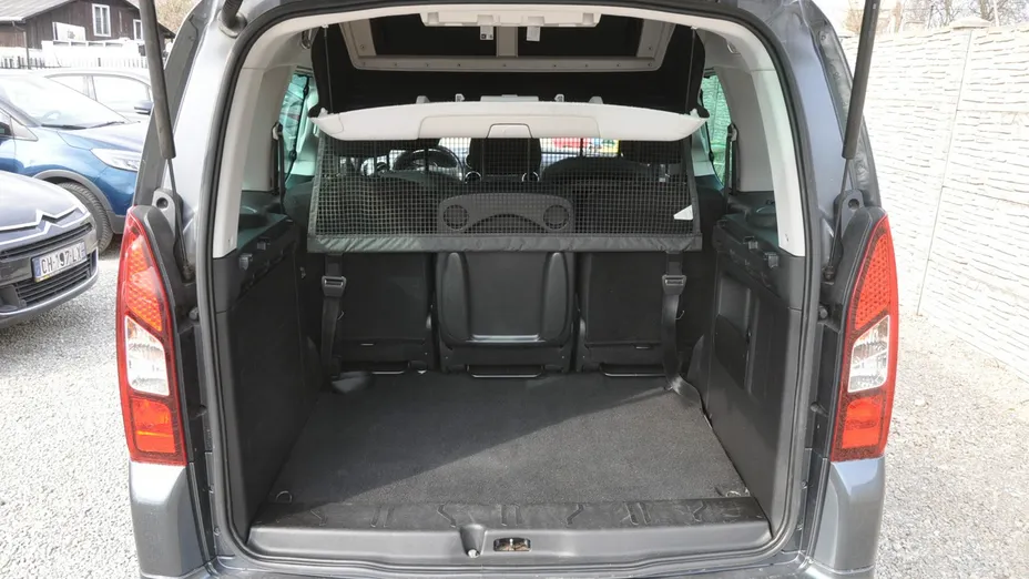 PEUGEOT Partner -