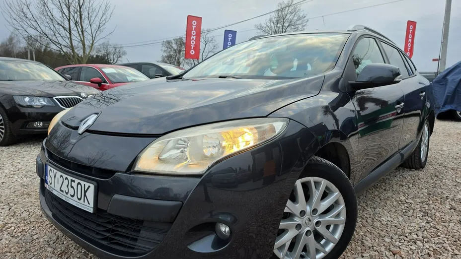 RENAULT Megane -