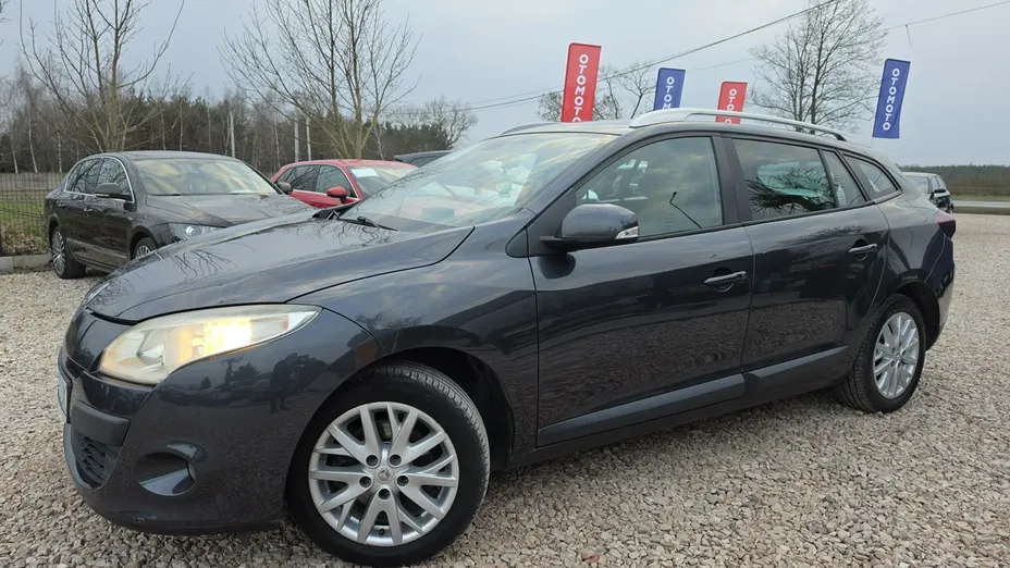 RENAULT Megane -
