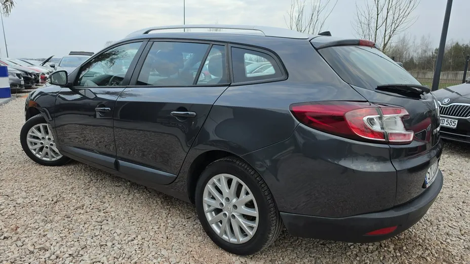 RENAULT Megane -