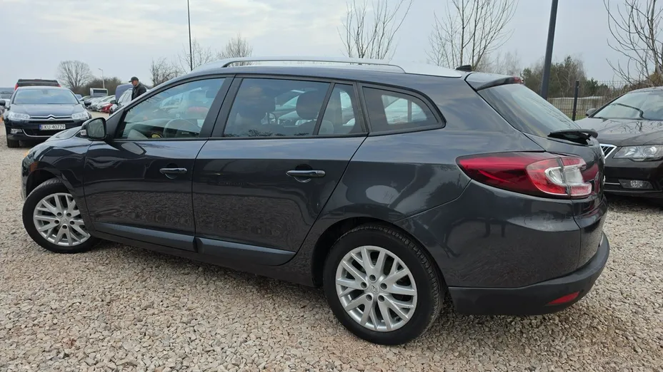 RENAULT Megane -