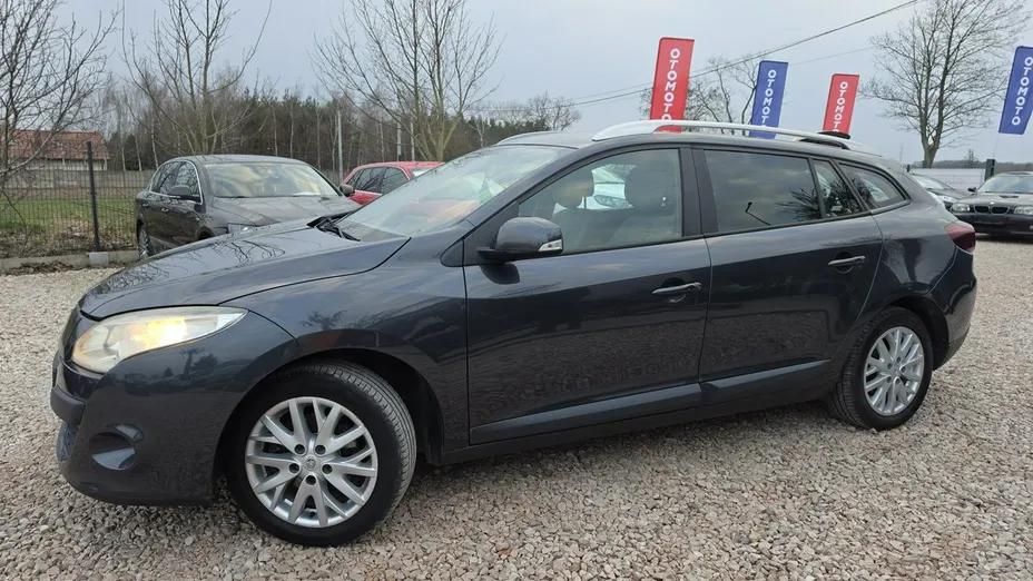 RENAULT Megane -