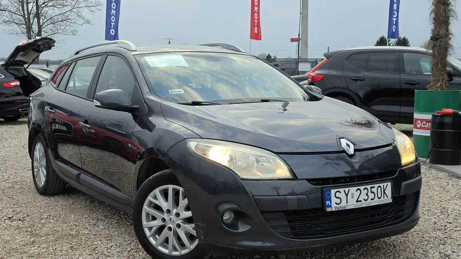 RENAULT Megane -