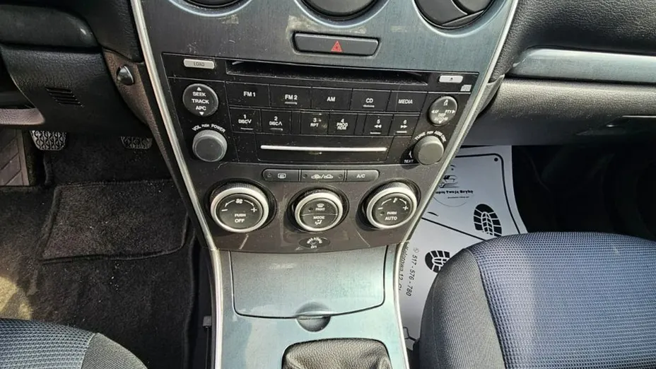 MAZDA 6 -