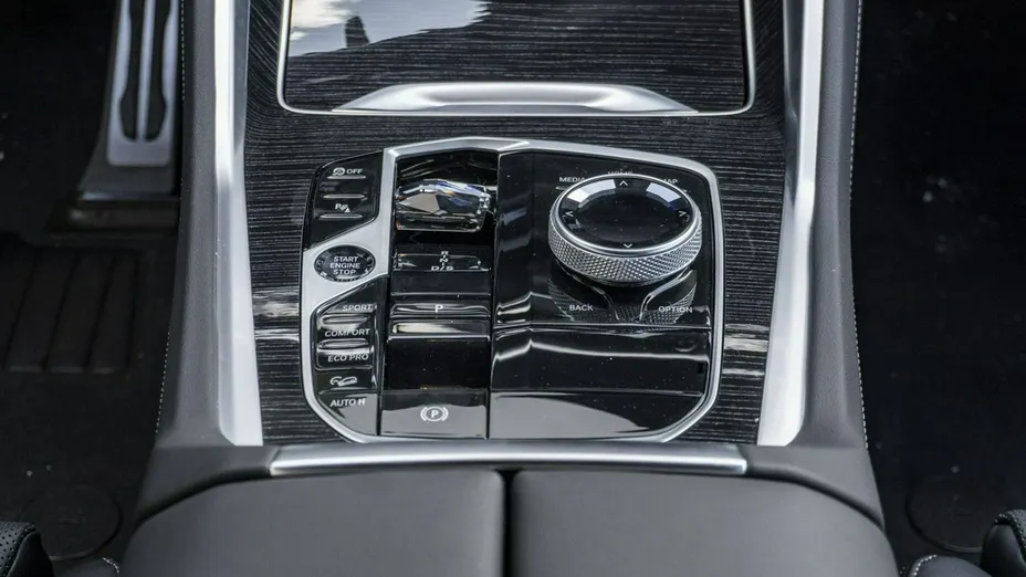 BMW X6 -